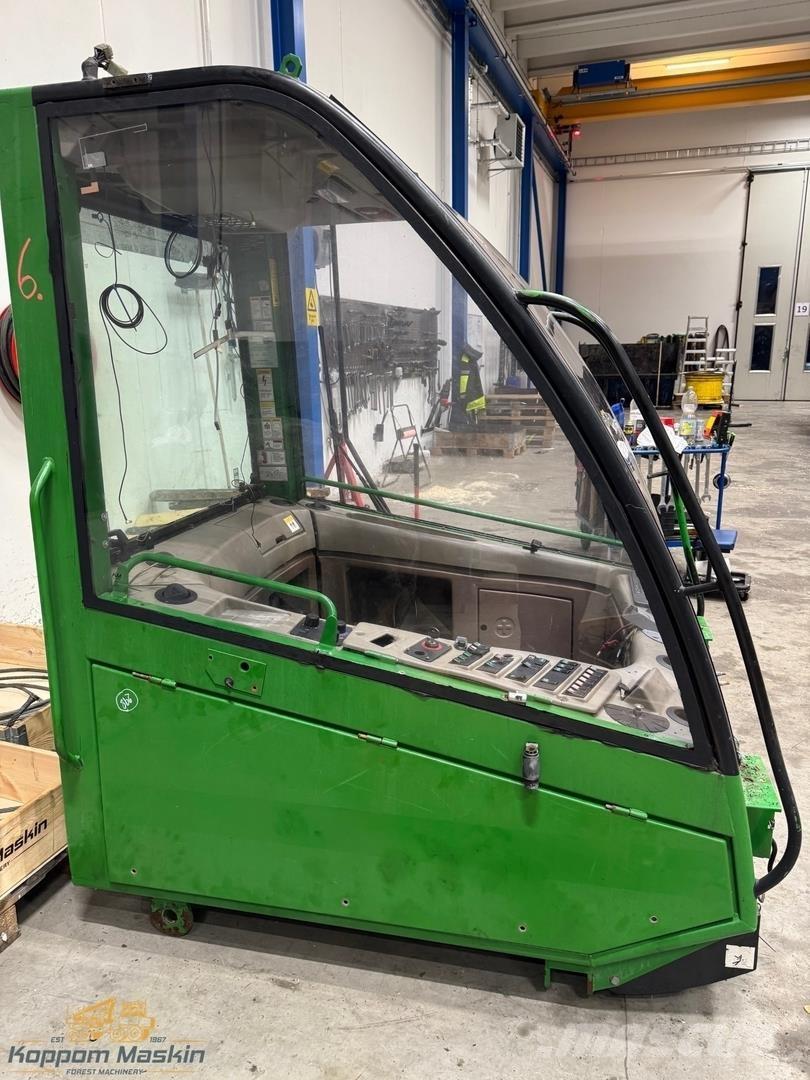 John Deere 1470D 驾驶室与内部