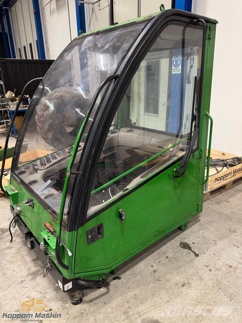 John Deere 1470D 驾驶室与内部