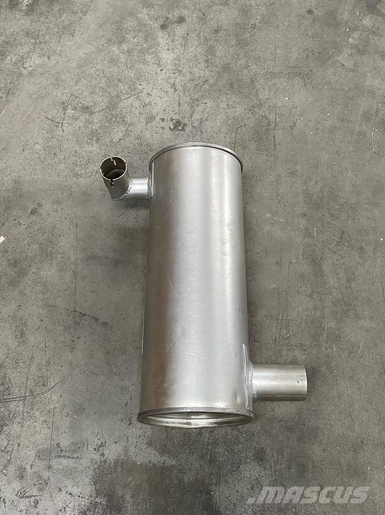 Hitachi EX60-1 履带、链条和底盘