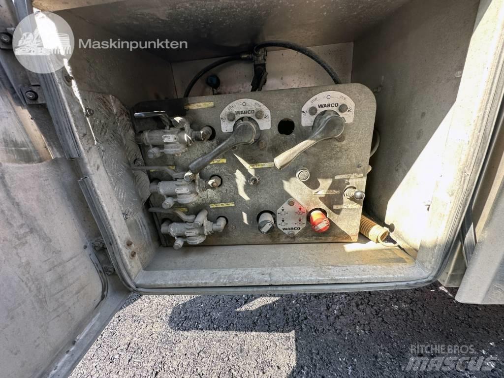 Istrail PK 180 拆装式拖车