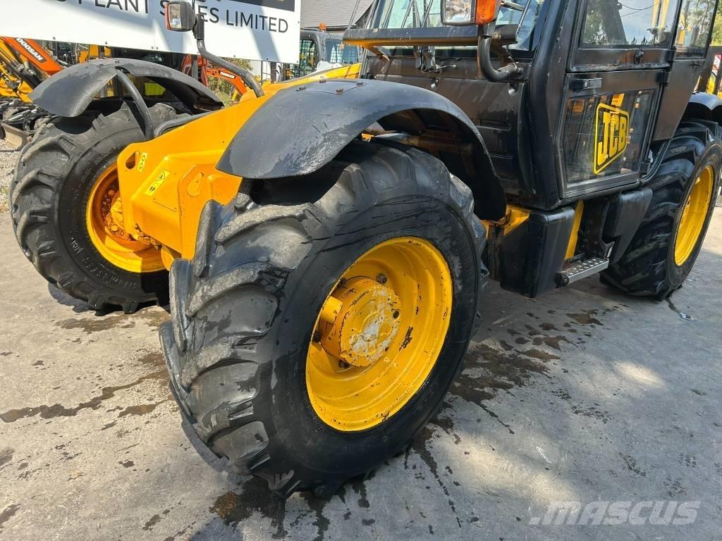 JCB 530-70 伸缩臂叉装车|叉装车