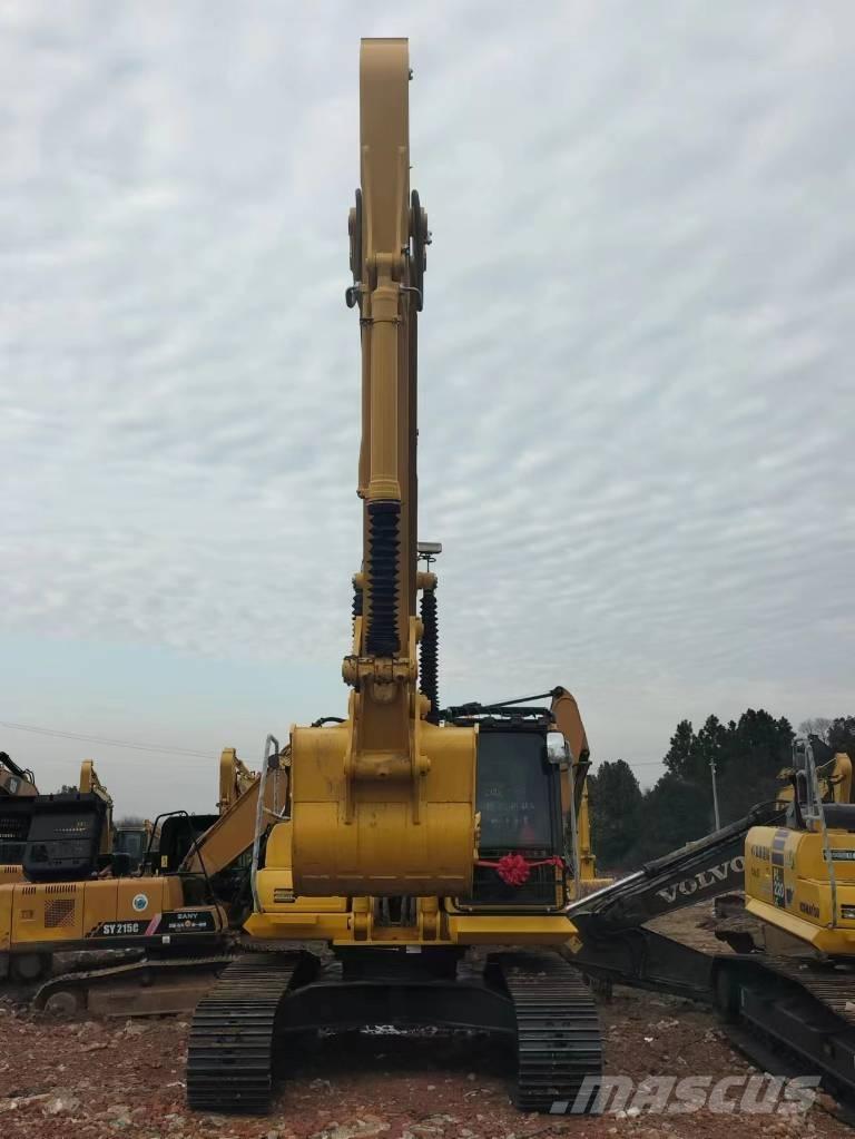Komatsu PC 200-8 履带挖掘机