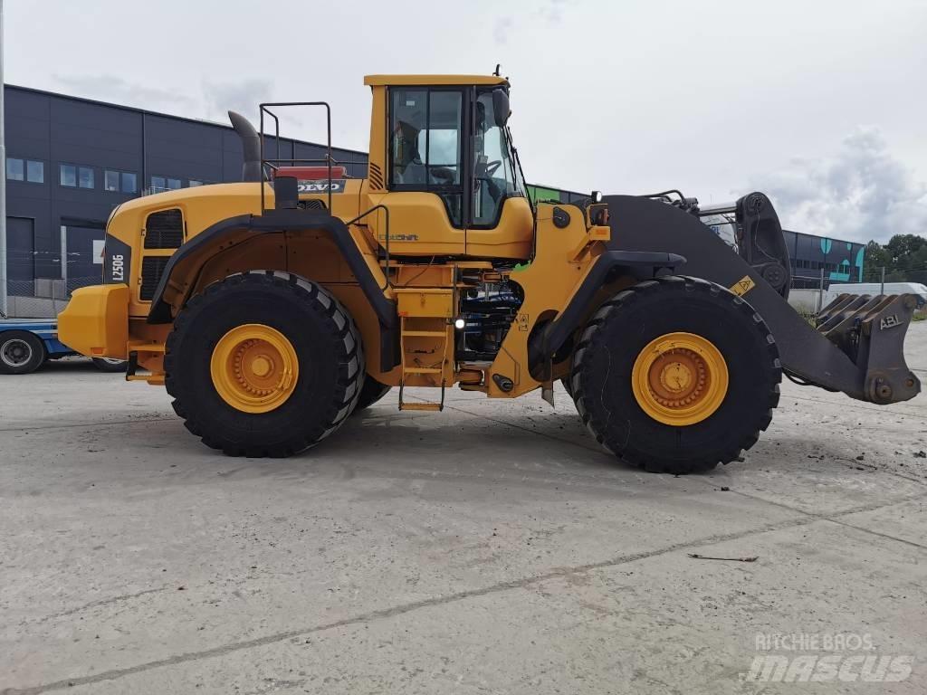 Volvo L250G 轮式装载机