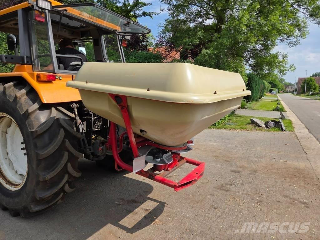 Vicon 1300 L 矿物肥料撒播机
