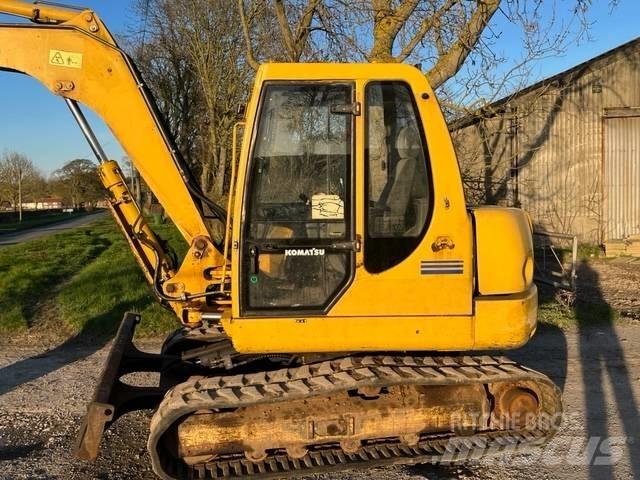 Komatsu PC 75R 中型挖掘机