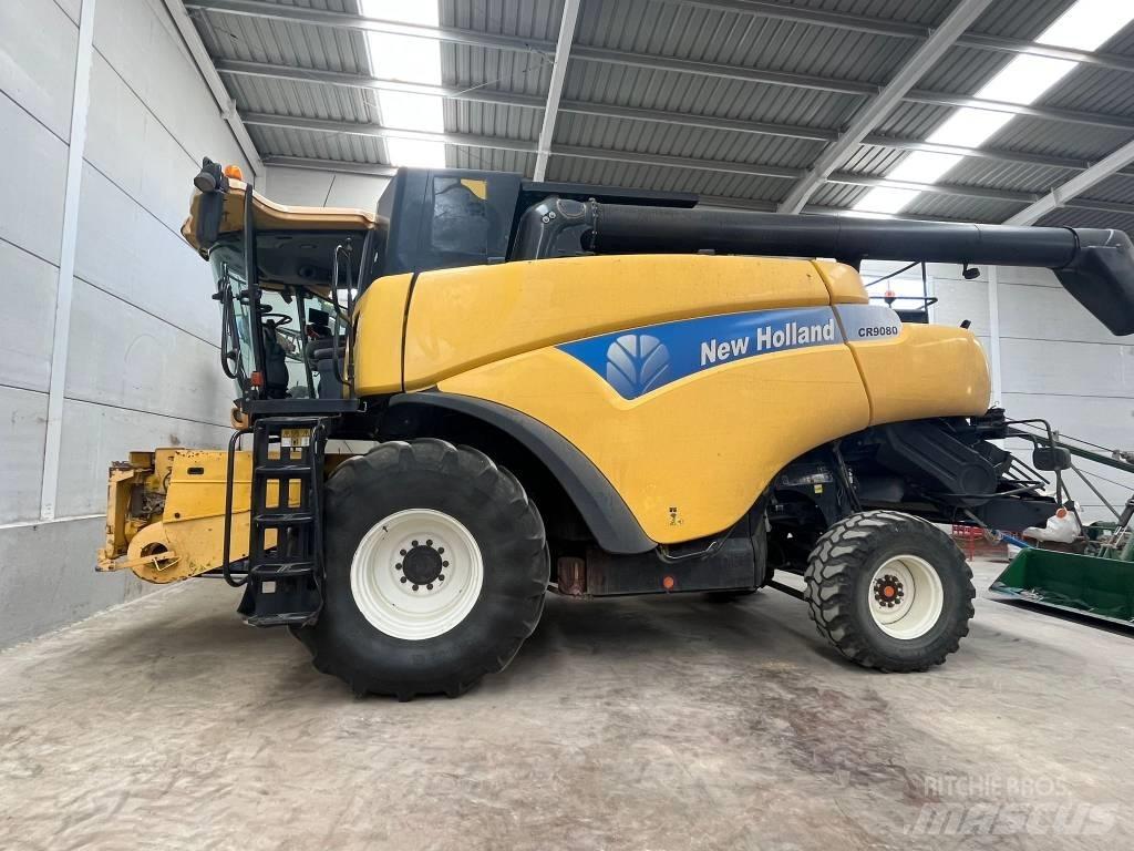New Holland CR 9080 联合收割机