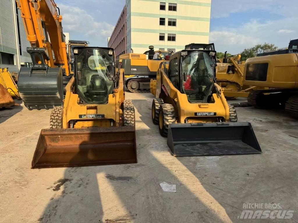 CAT 246 C 滑移装载机