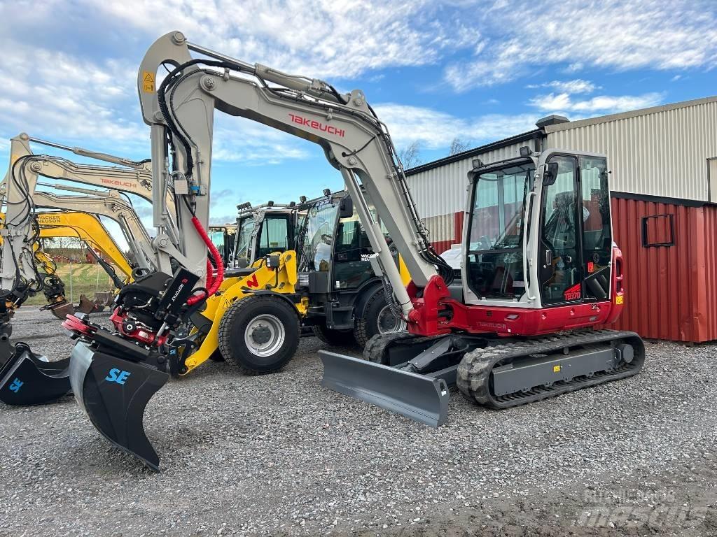 Takeuchi TB370 中型挖掘机