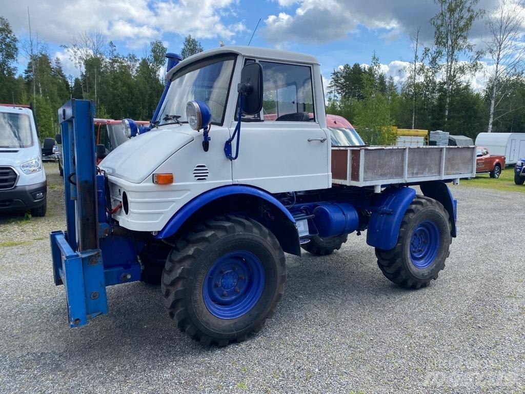 Mercedes-Benz Unimog 其他货车