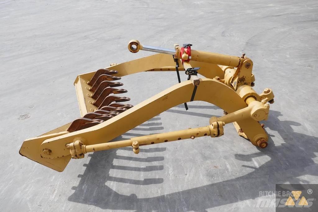 CAT 140H Scarifier 其他组件