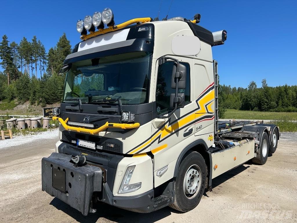 Volvo FMX 540 工程吊钩车