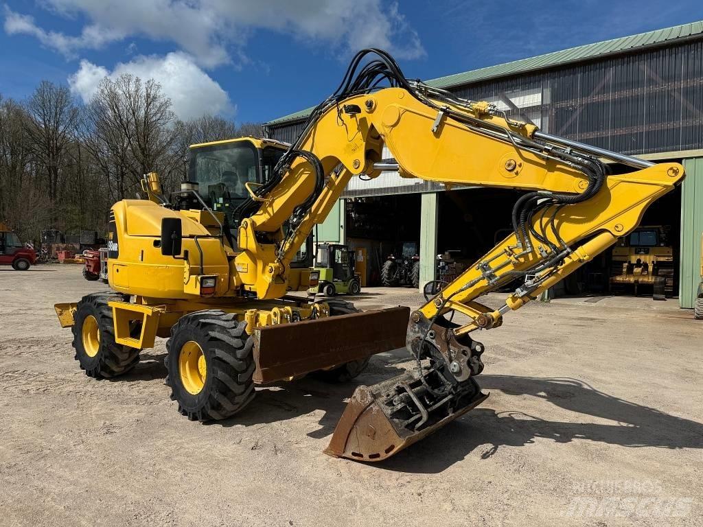 Komatsu PW 98 MR-8 轮式挖掘机