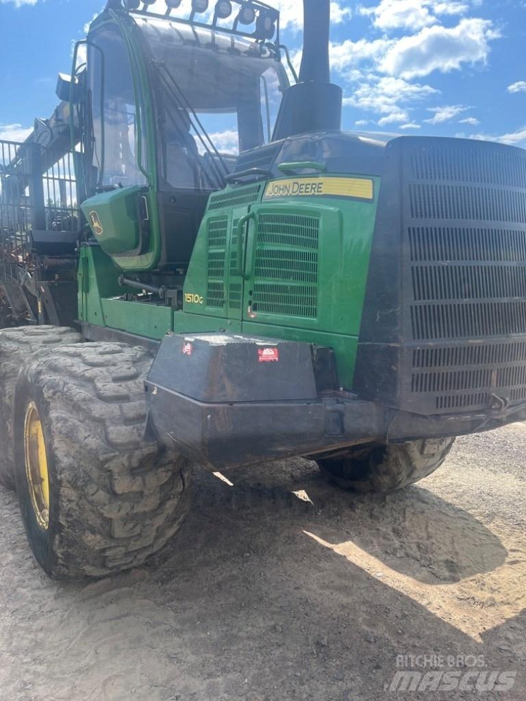 John Deere 1510 G 集运机