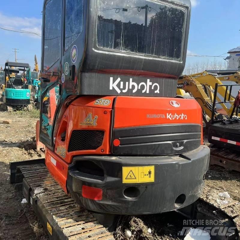 Kubota U 35 小型挖掘机