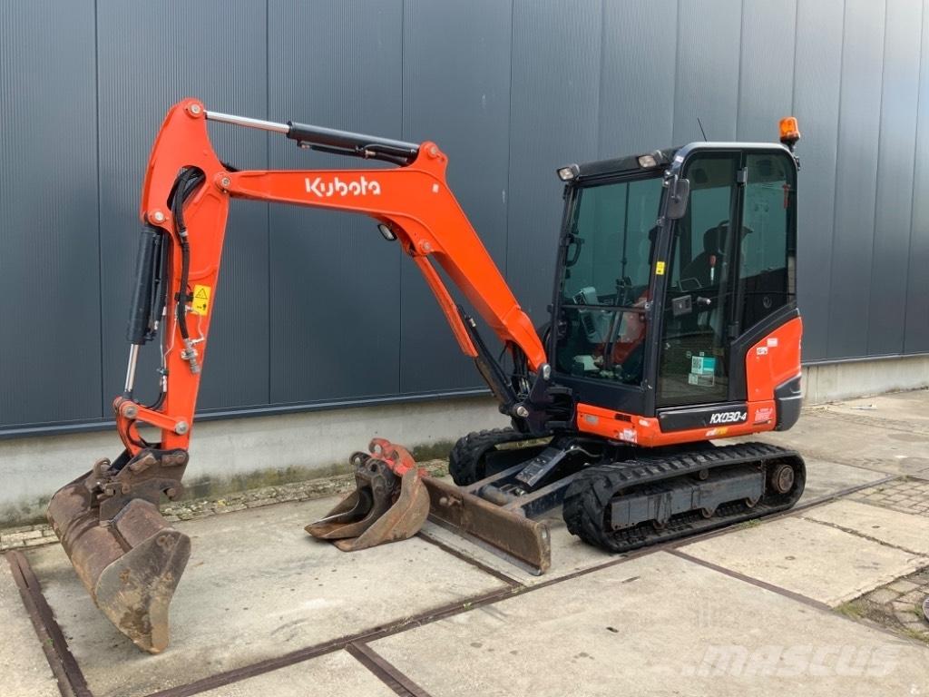 Kubota KX 030-4 小型挖掘机