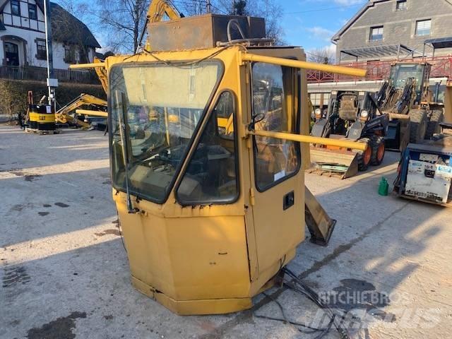 CAT 992 C 驾驶室与内部