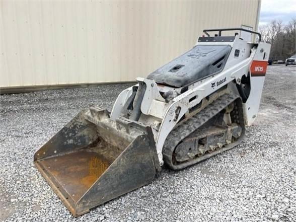 Bobcat MT85 滑移装载机