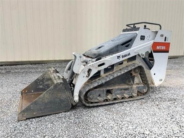 Bobcat MT85 滑移装载机
