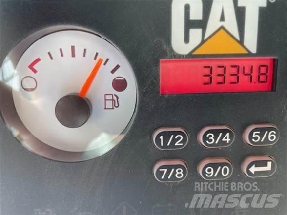 CAT 279D 滑移装载机