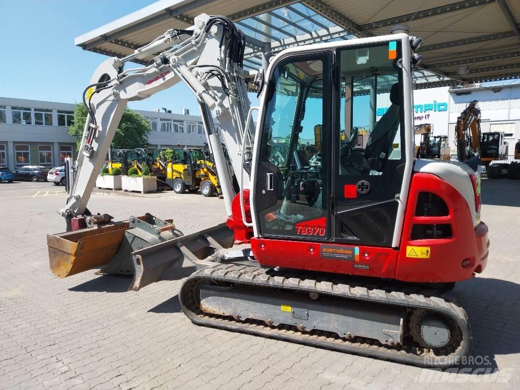 Takeuchi TB 370 小型挖掘机
