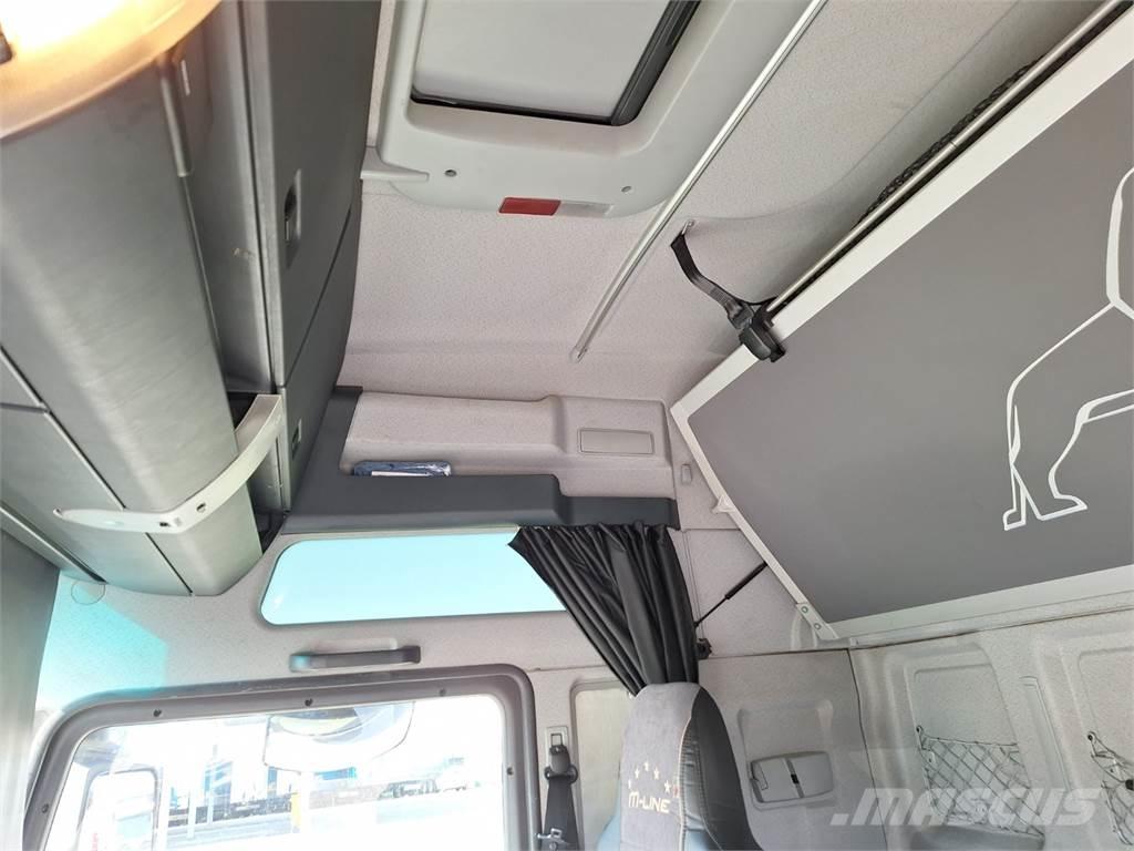 MAN TGX 18.520 牵引车