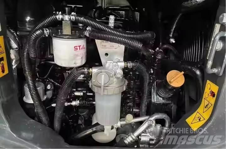 Komatsu PC35MR 小型挖掘机