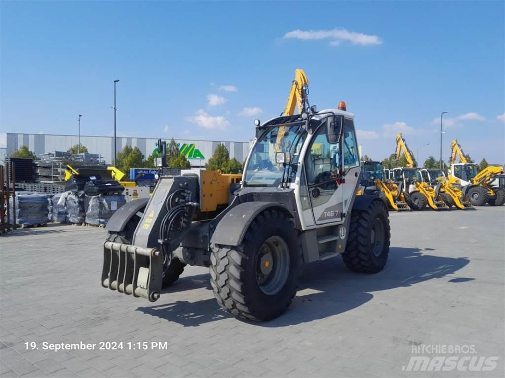 Liebherr T46-7 伸缩臂叉装车|叉装车