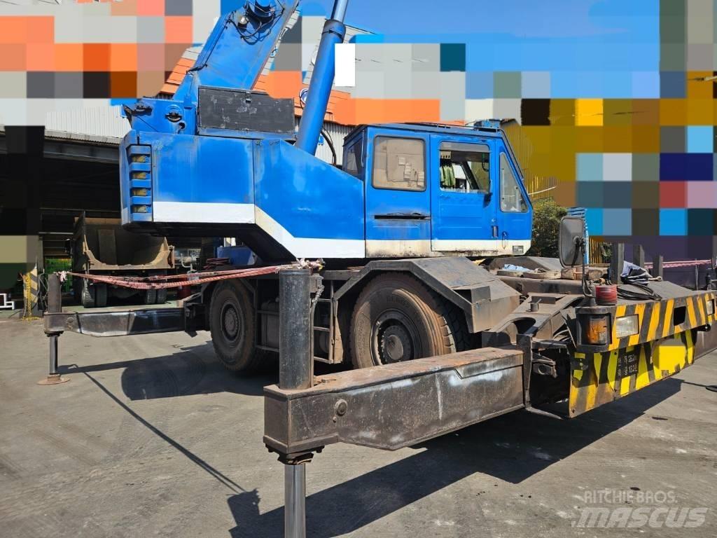 Kobelco RK 250 越野轮胎起重机︳越野吊︳越野起重机︳移动式起重机
