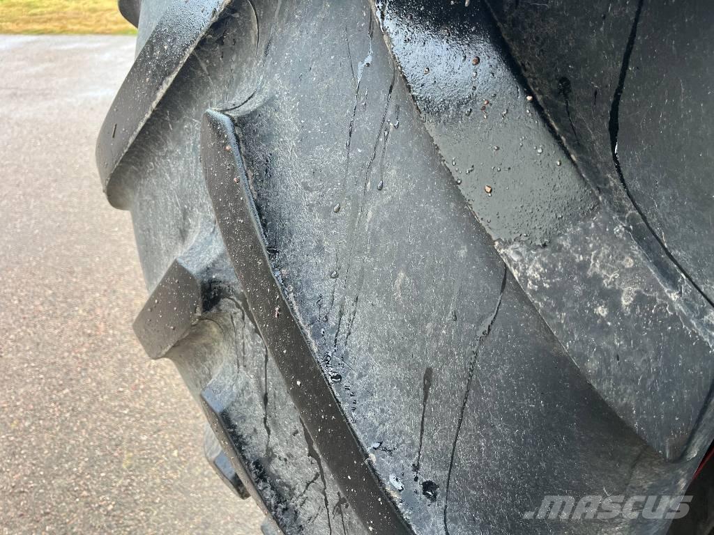 Fendt 724 Profi Plus 拖拉机/农用车