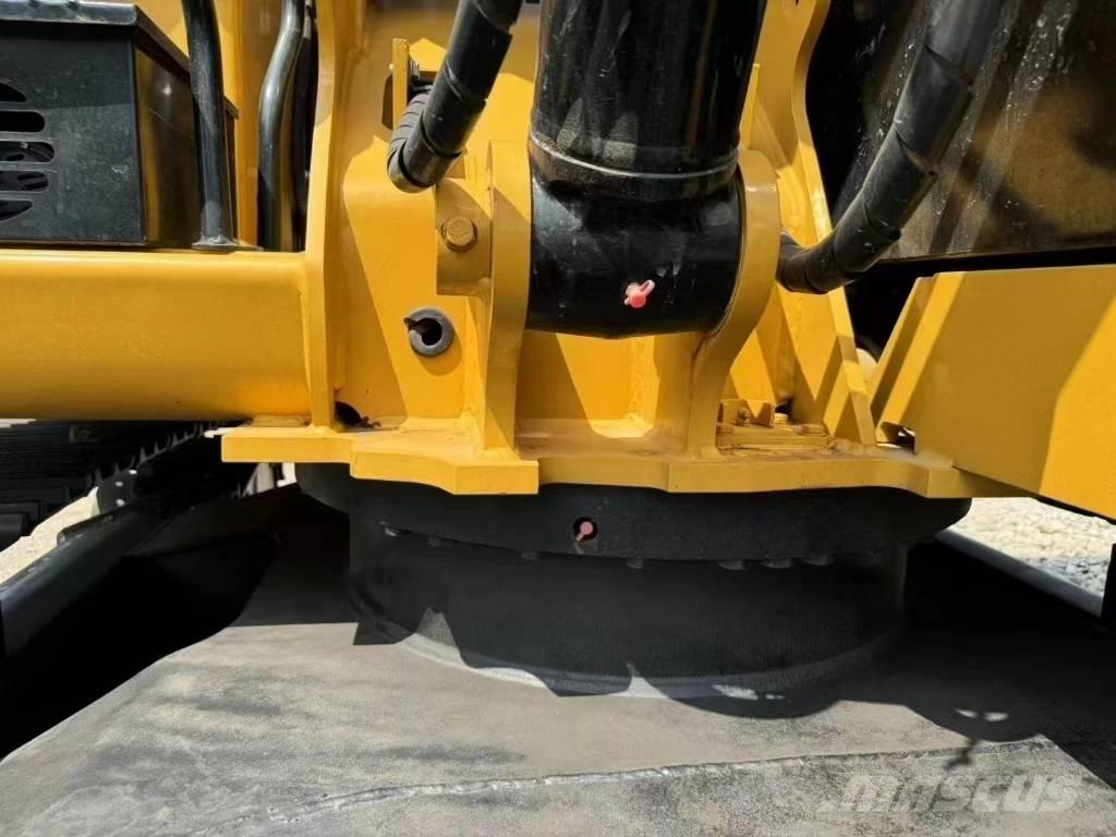 CAT 307E2 履带挖掘机