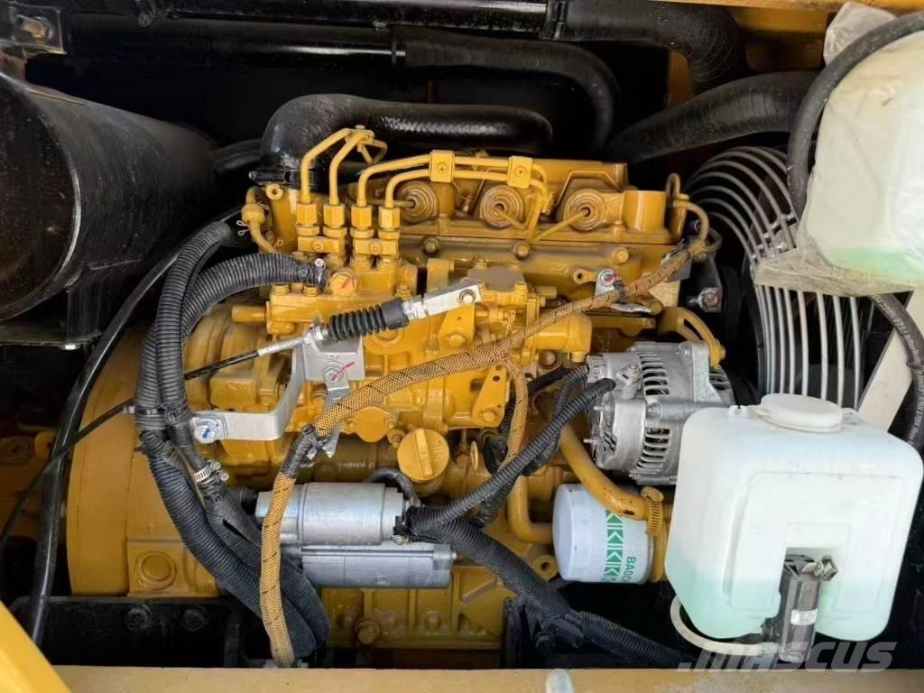 CAT 307E2 履带挖掘机