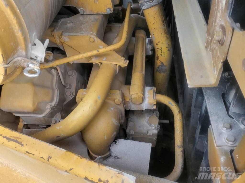 CAT D11N 履带式推土机