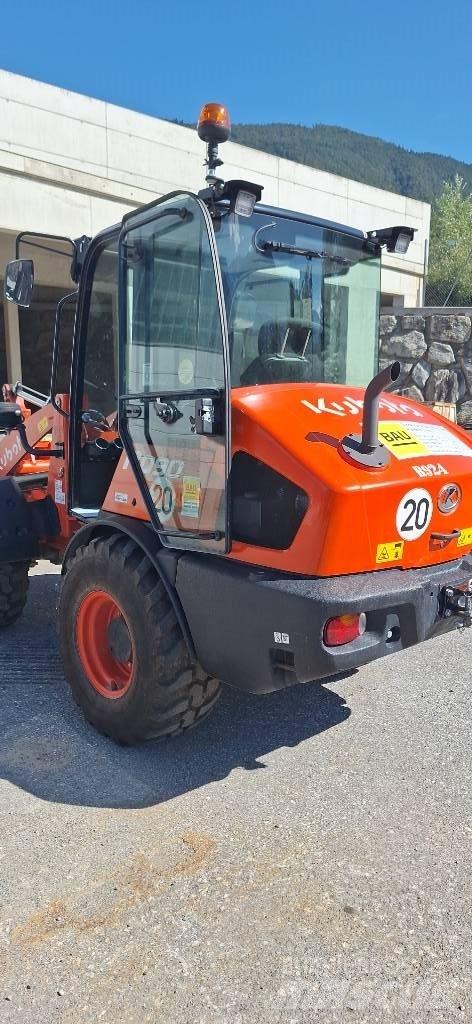 Kubota R 090 轮式装载机