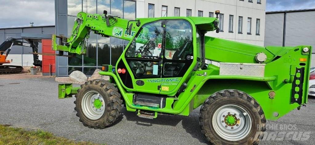 Merlo P40.17PLUS 伸缩臂叉装车|叉装车