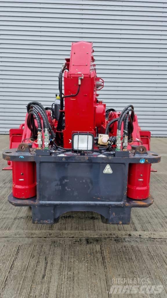 Unic URW-506 CDMER 轻小型起重机
