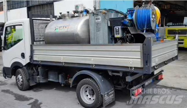 Nissan CABSTAR 35.12 厢式货车