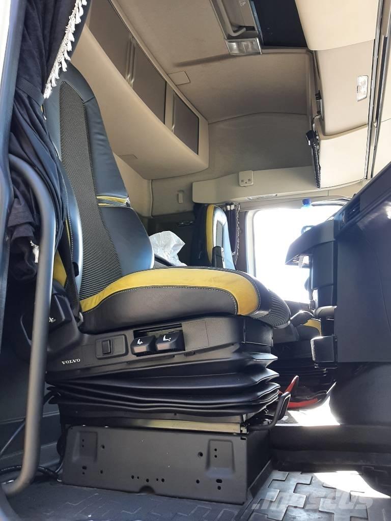 Volvo FH 16 木材运输车