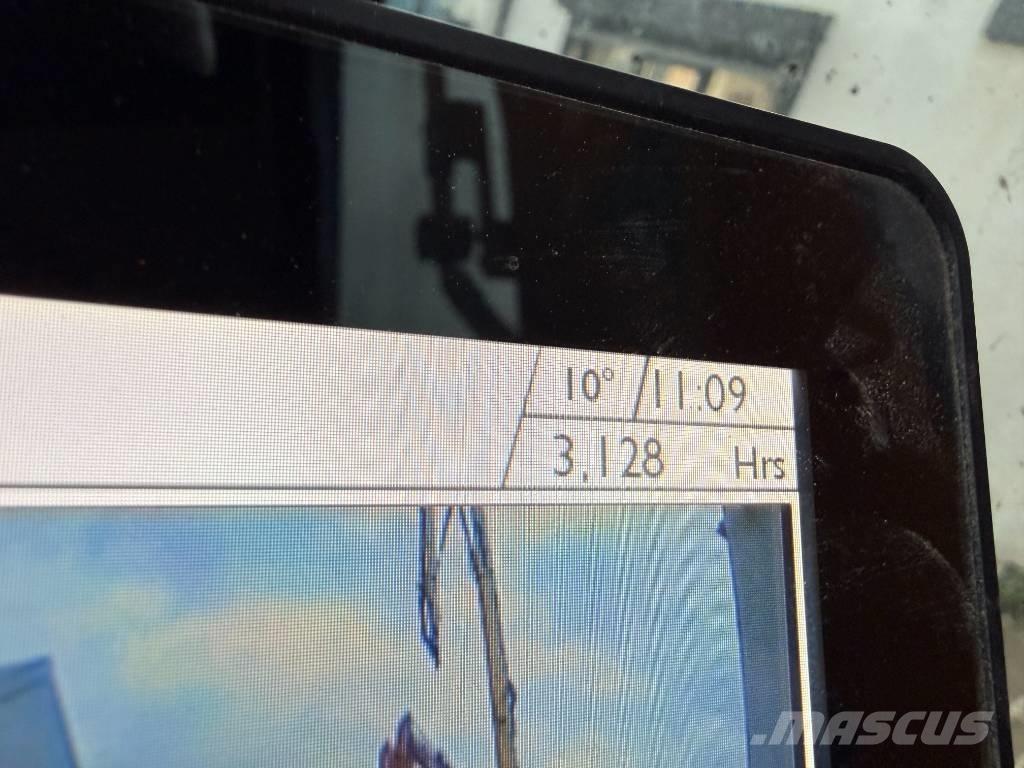 JCB JS 220 XL 履带挖掘机