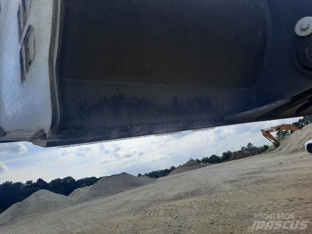Doosan DL420-7 轮式装载机