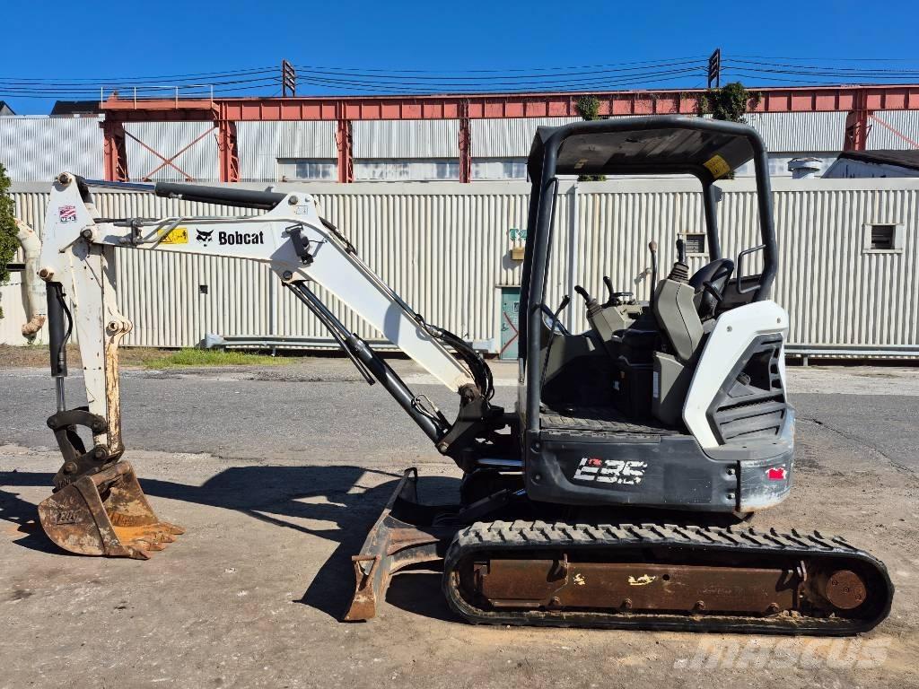 Bobcat E 35i 小型挖掘机