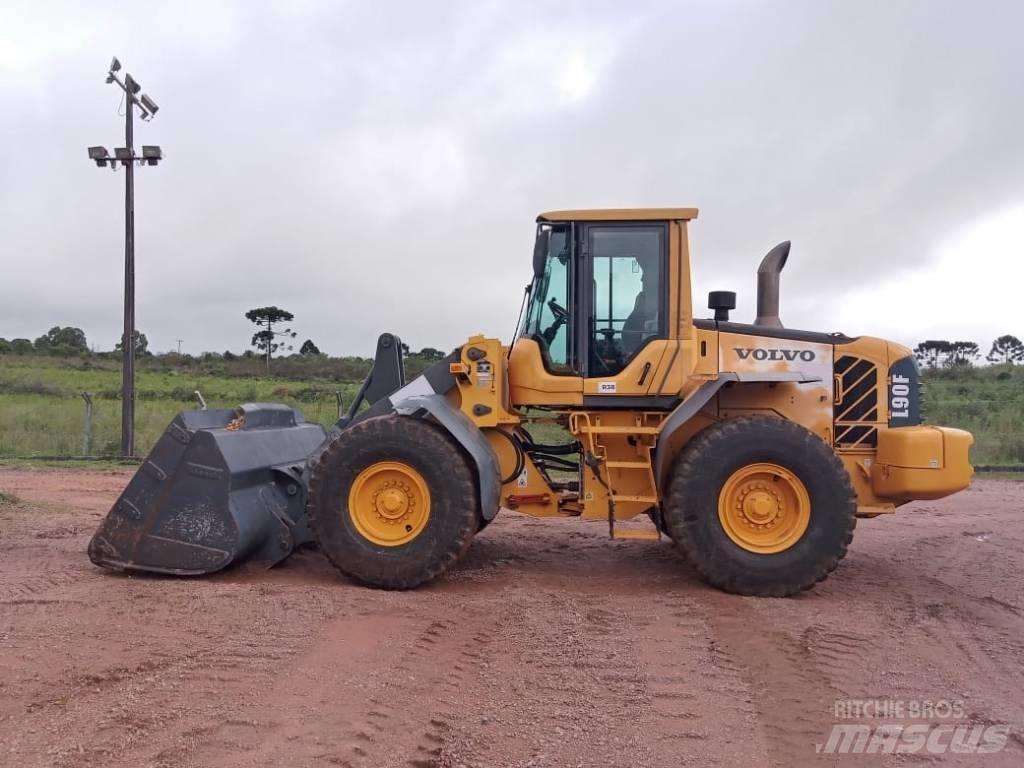 Volvo L90F 轮式装载机