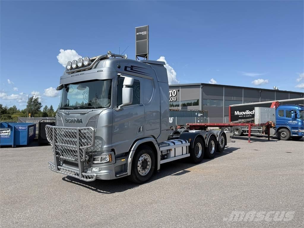 Scania R650 8x4 平板车