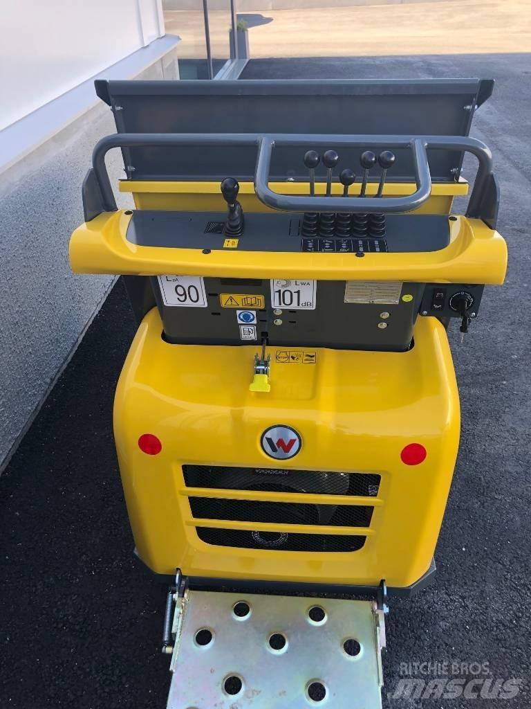 Wacker Neuson DT08 翻斗车\公路型自卸车