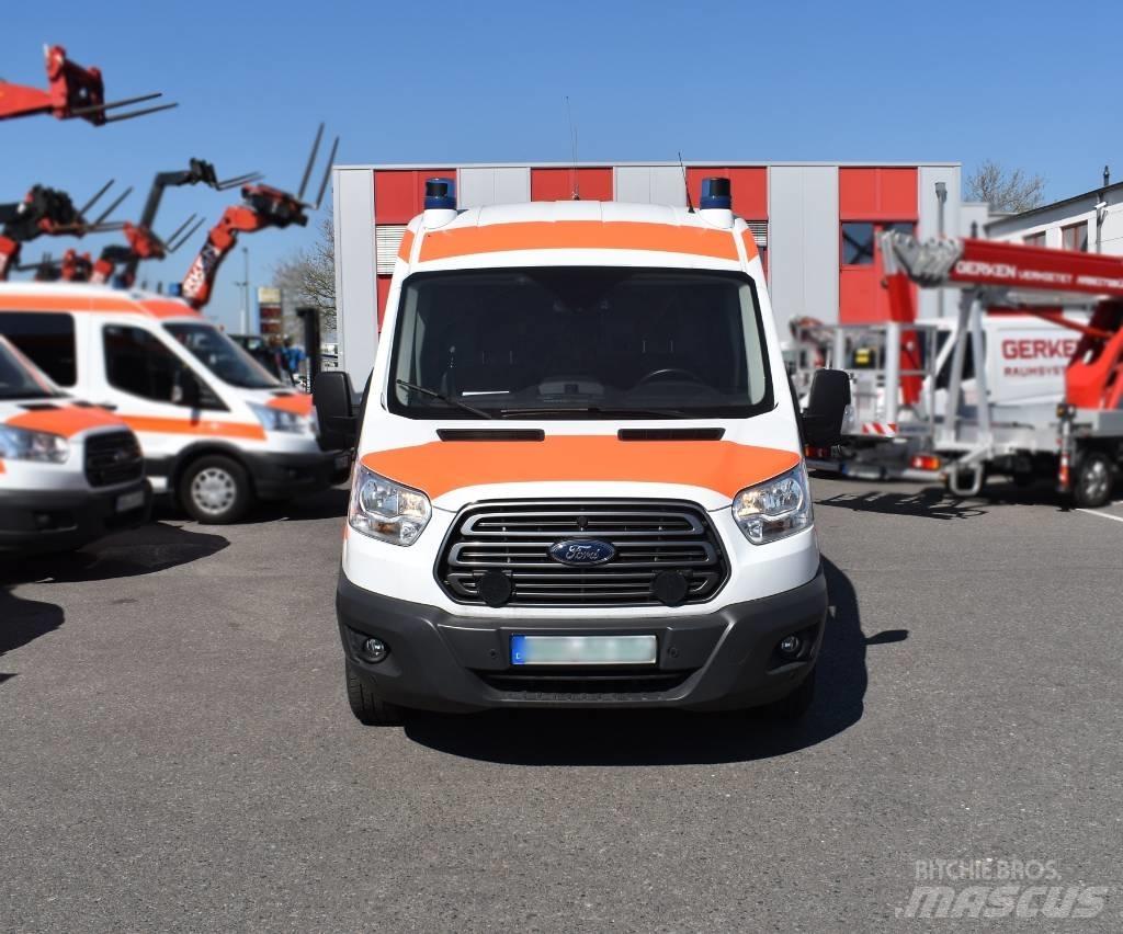 Ford Transit Custom 救护车