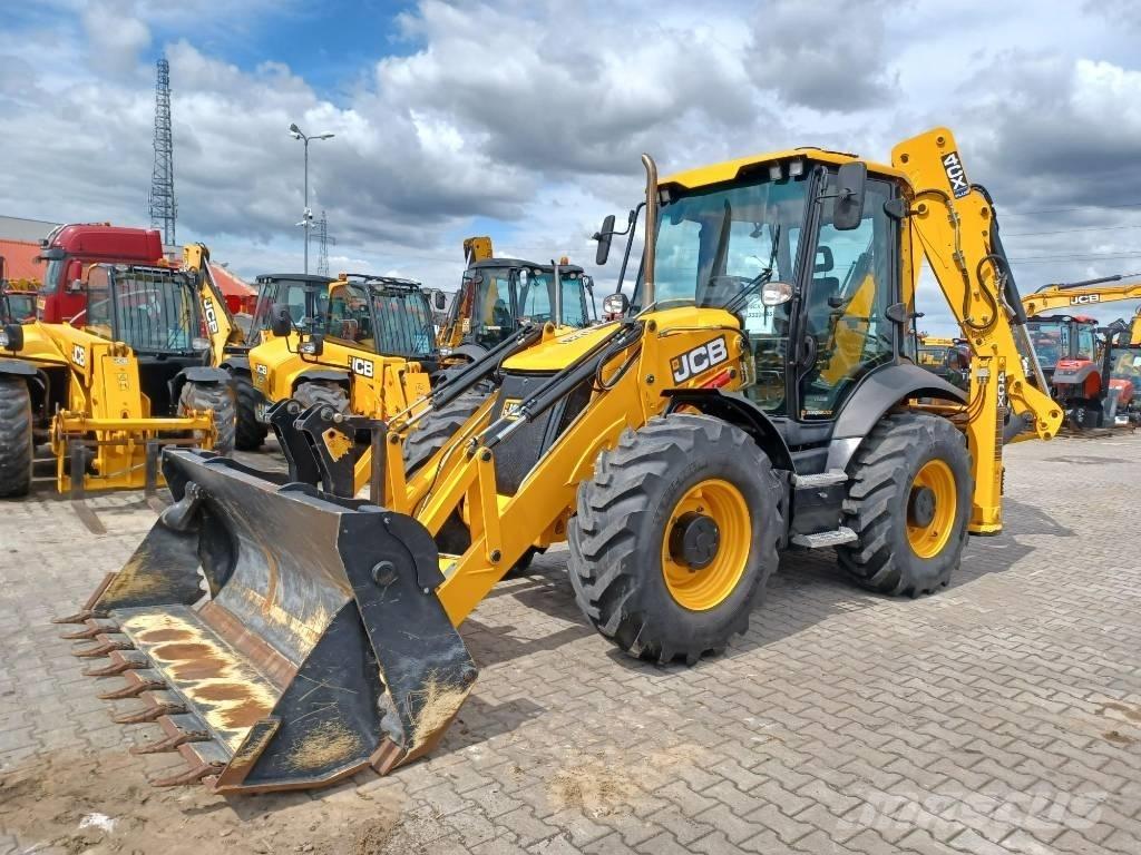 JCB 4CX PLUS AEC 反铲装载机