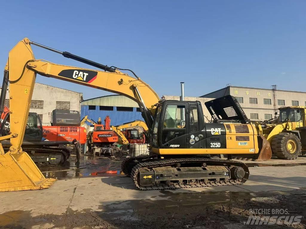 CAT 325 D L 履带挖掘机