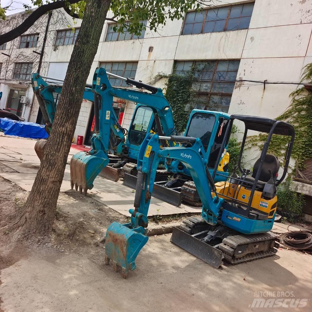 Kubota U-15 小型挖掘机