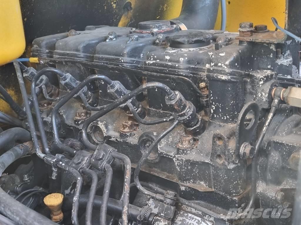 JCB 160 Robot 滑移装载机