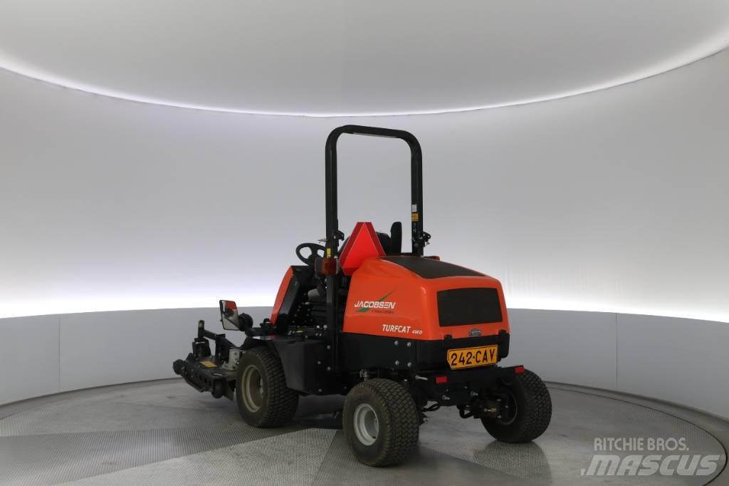 Jacobsen Turfcat 骑乘式割草机
