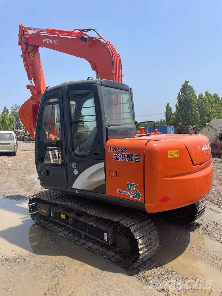 Hitachi ZX70 履带挖掘机